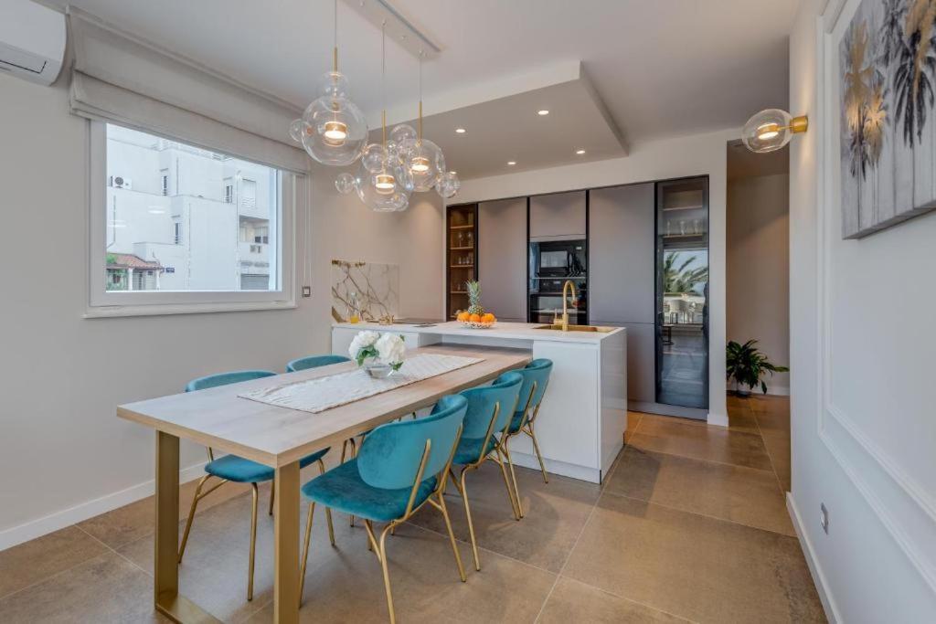 Beachfront Apartment Сплит Екстериор снимка